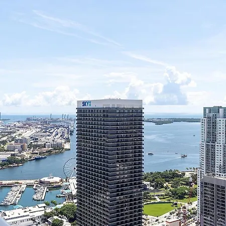 Stylish 1Bd Penthouse - Bay View Apartment